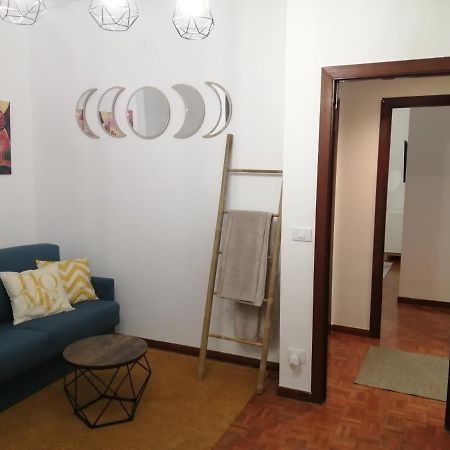 Apartamento Piso luminoso, amplio y tranquilo en Casco Viejo Bilbao Exterior foto