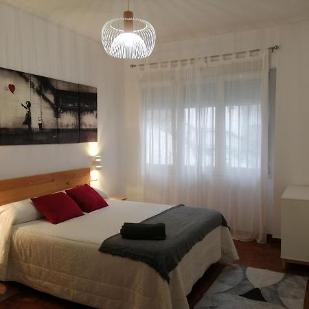 Apartamento Piso luminoso, amplio y tranquilo en Casco Viejo Bilbao Exterior foto