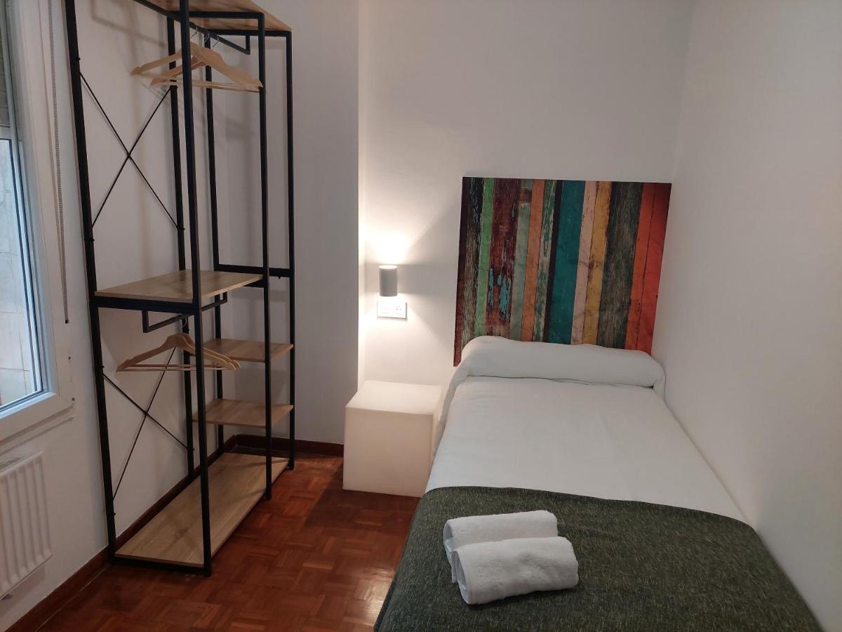 Apartamento Piso luminoso, amplio y tranquilo en Casco Viejo Bilbao Exterior foto