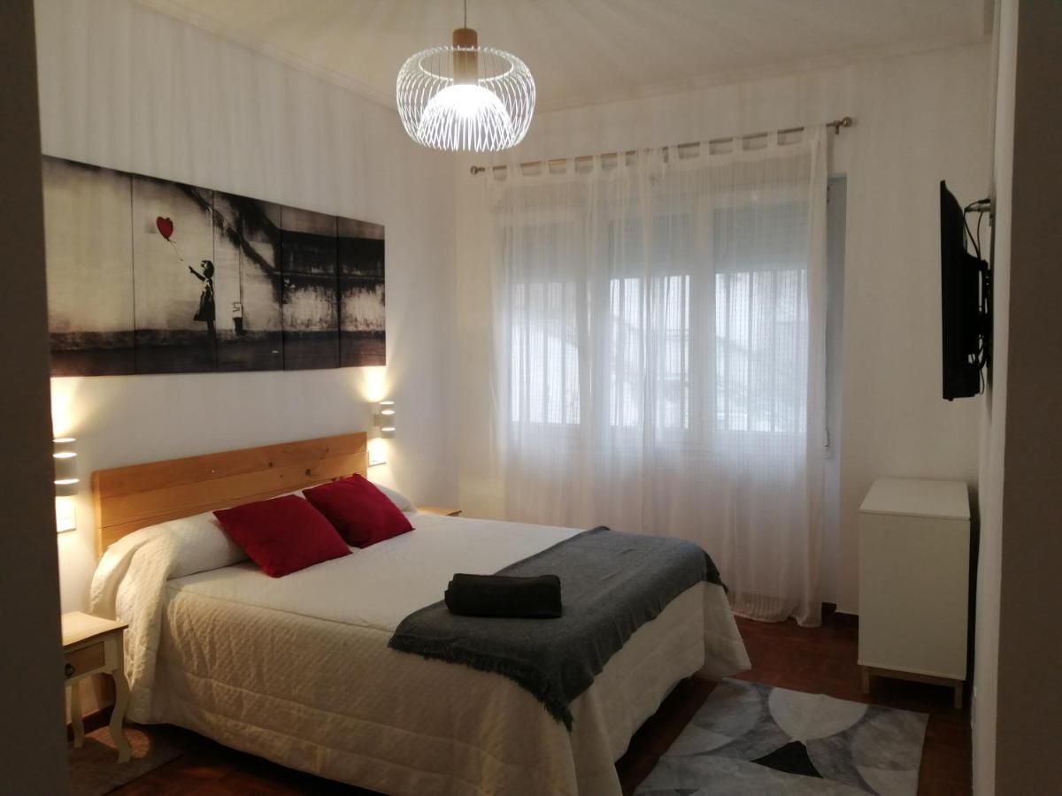 Apartamento Piso luminoso, amplio y tranquilo en Casco Viejo Bilbao Exterior foto